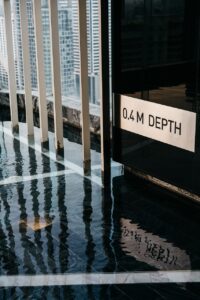 プール付きホテルで家族旅行に最適な宿泊先は？